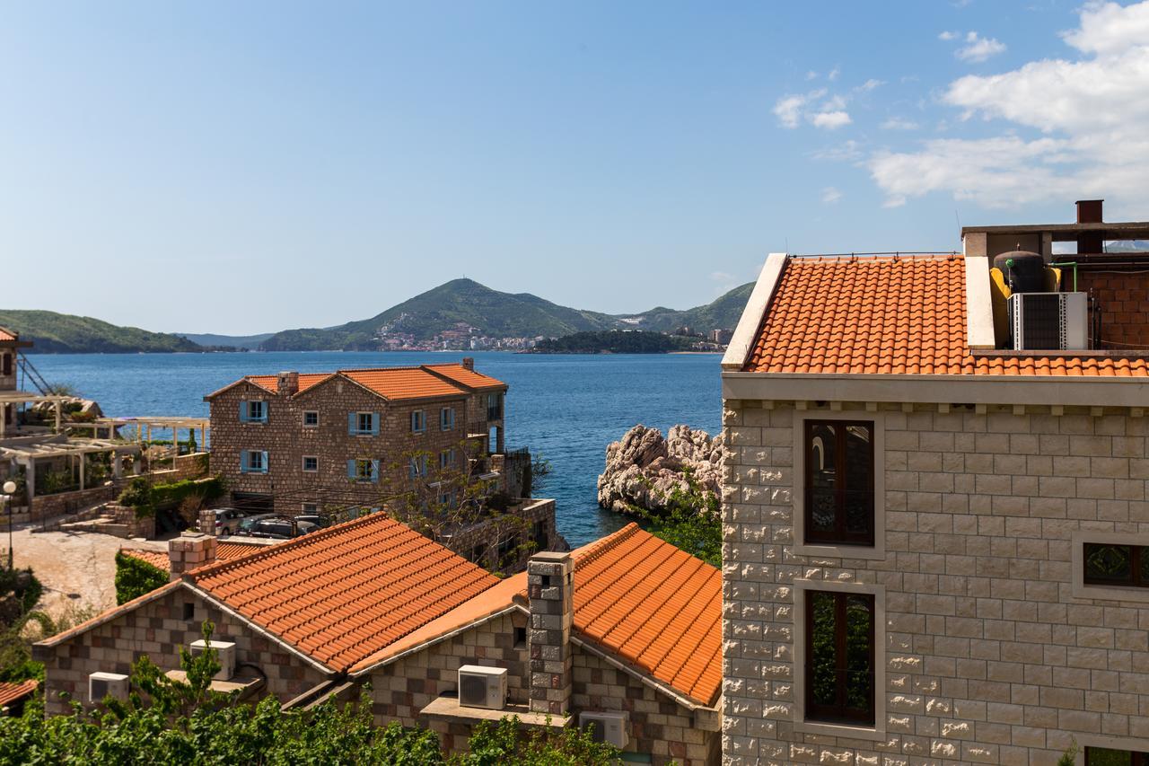 Apartments Varja Sveti Stefan Exteriör bild